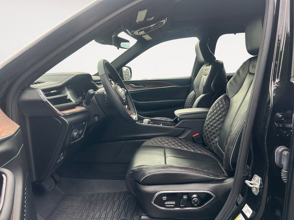 2022 Jeep Grand Cherokee 4xe Summit