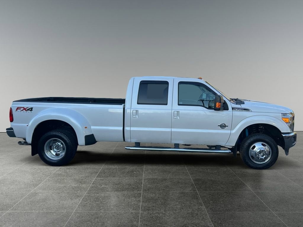 2016 Ford Super Duty F-350 DRW Lariat