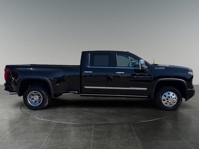 2026 Chevrolet Silverado 3500 HD High Country DRW