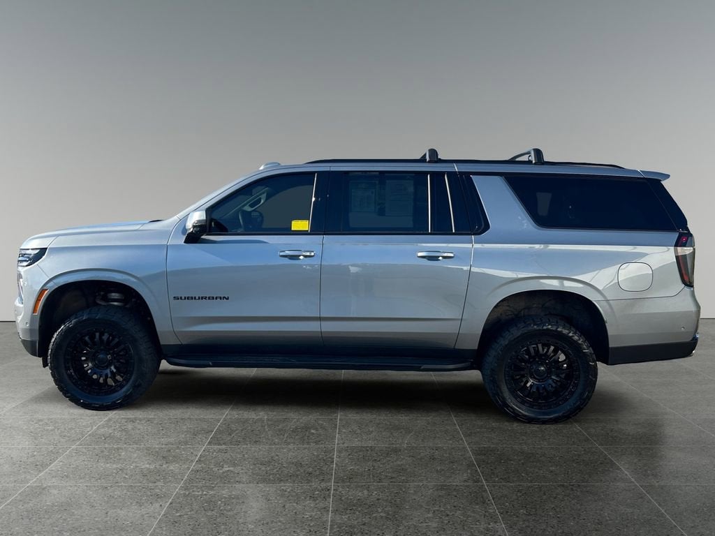 2025 Chevrolet Suburban RST