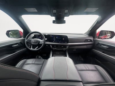 2025 Chevrolet Suburban RST