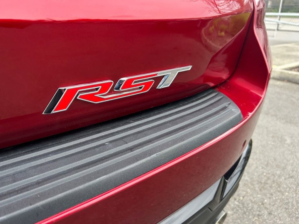 2025 Chevrolet Suburban RST