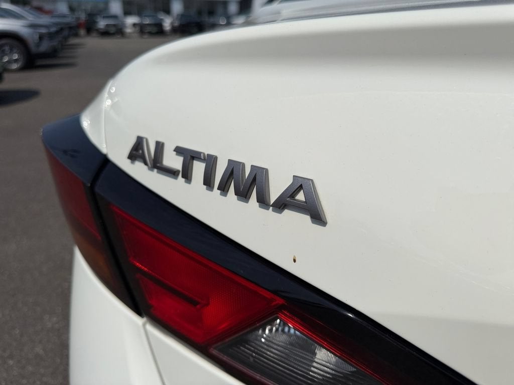 2025 Nissan Altima SV FWD