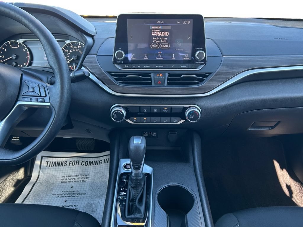 2025 Nissan Altima SV FWD