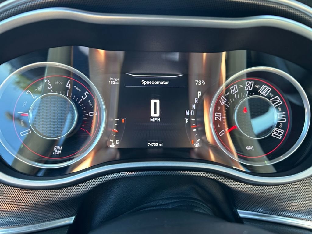 2015 Dodge Challenger SXT Plus
