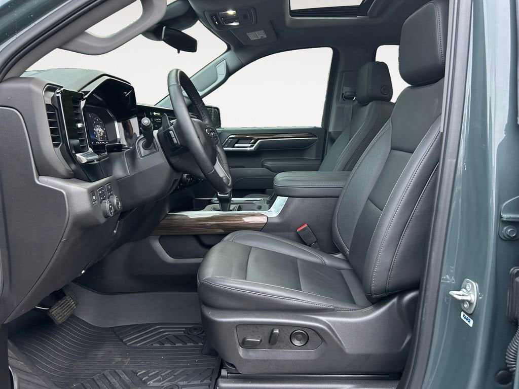 2025 Chevrolet Silverado 1500 LT Trail Boss