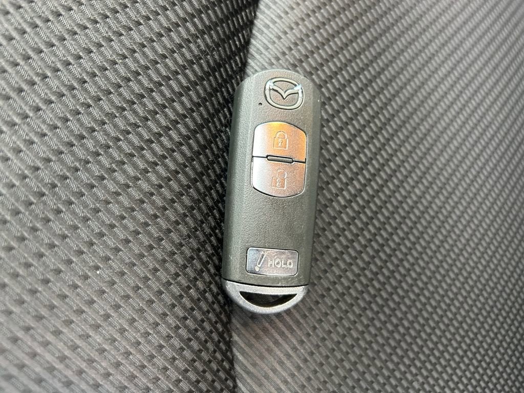 2018 Mazda Mazda3 5-Door Sport