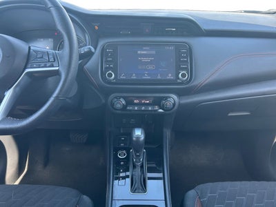 2021 Nissan Kicks SR