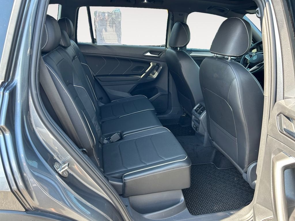 2022 Volkswagen Tiguan SEL R-Line