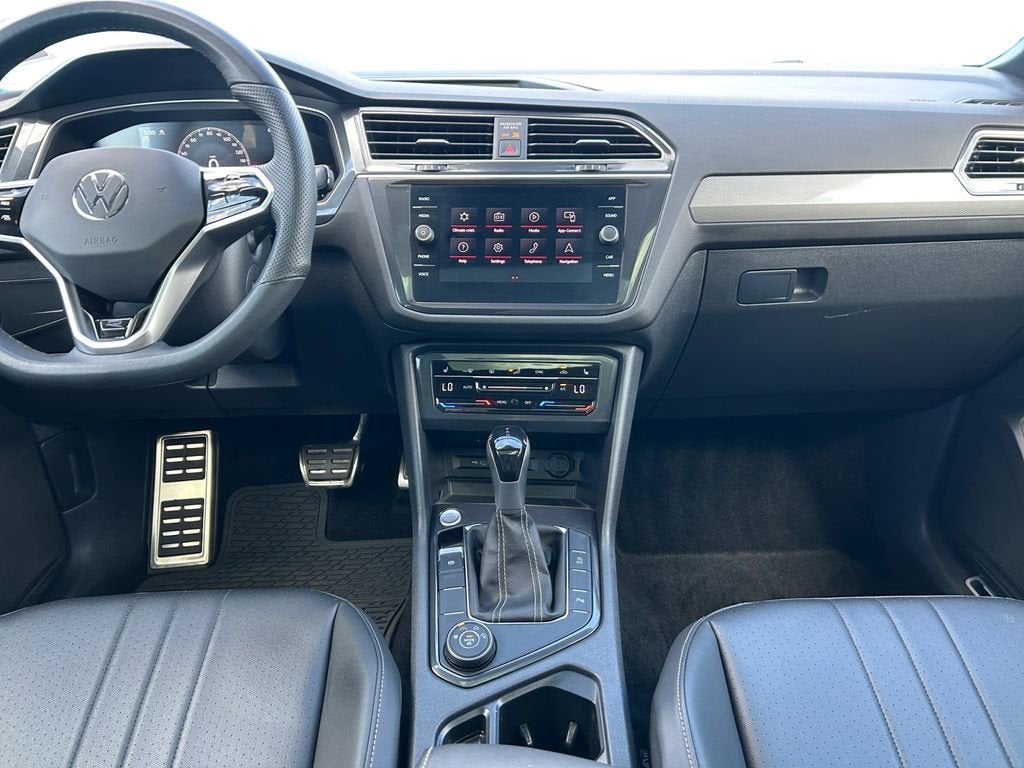 2024 Volkswagen Tiguan SE R-Line Black