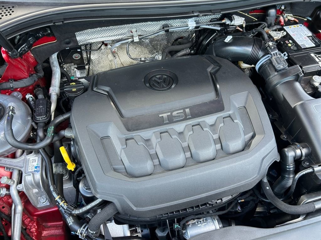 2024 Volkswagen Tiguan SE R-Line Black