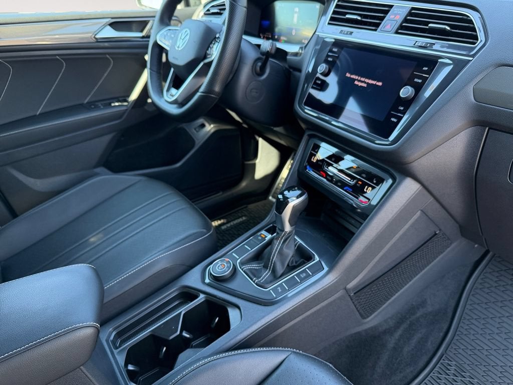 2022 Volkswagen Tiguan 2.0T SE R-Line Black