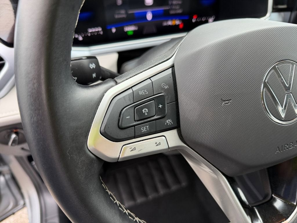 2025 Volkswagen Taos SE
