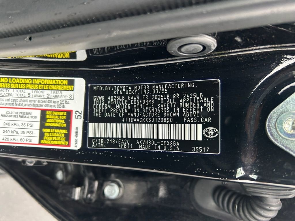 2025 Toyota Camry SE