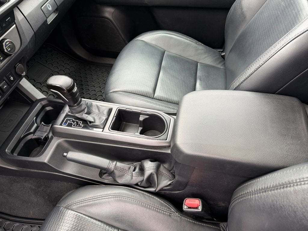 2021 Toyota Tacoma 4WD SR5