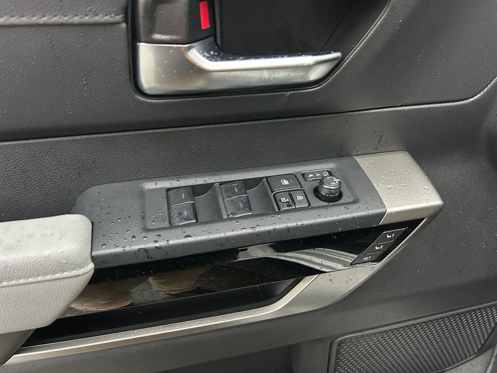 2025 Toyota Sequoia SR5