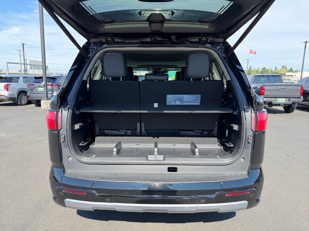 2023 Toyota Sequoia SR5