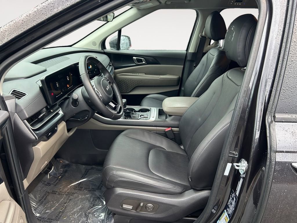 2025 Kia Carnival LXS