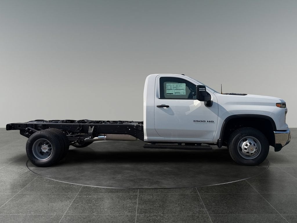 2026 Chevrolet Silverado 3500 HD Chassis Cab Work Truck