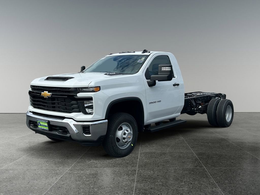 2026 Chevrolet Silverado 3500 HD Chassis Cab Work Truck