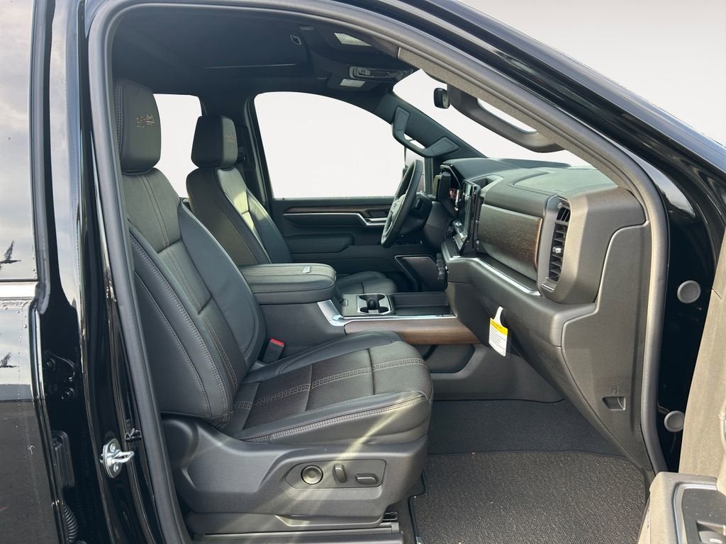 2026 Chevrolet Silverado 3500 HD High Country