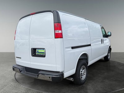 2025 Chevrolet Express Cargo WT