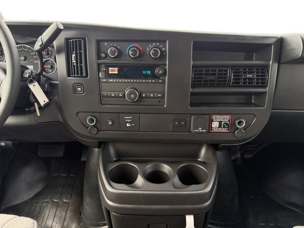2026 Chevrolet Express Cargo 1WT