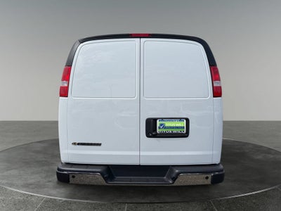 2026 Chevrolet Express Cargo 1WT