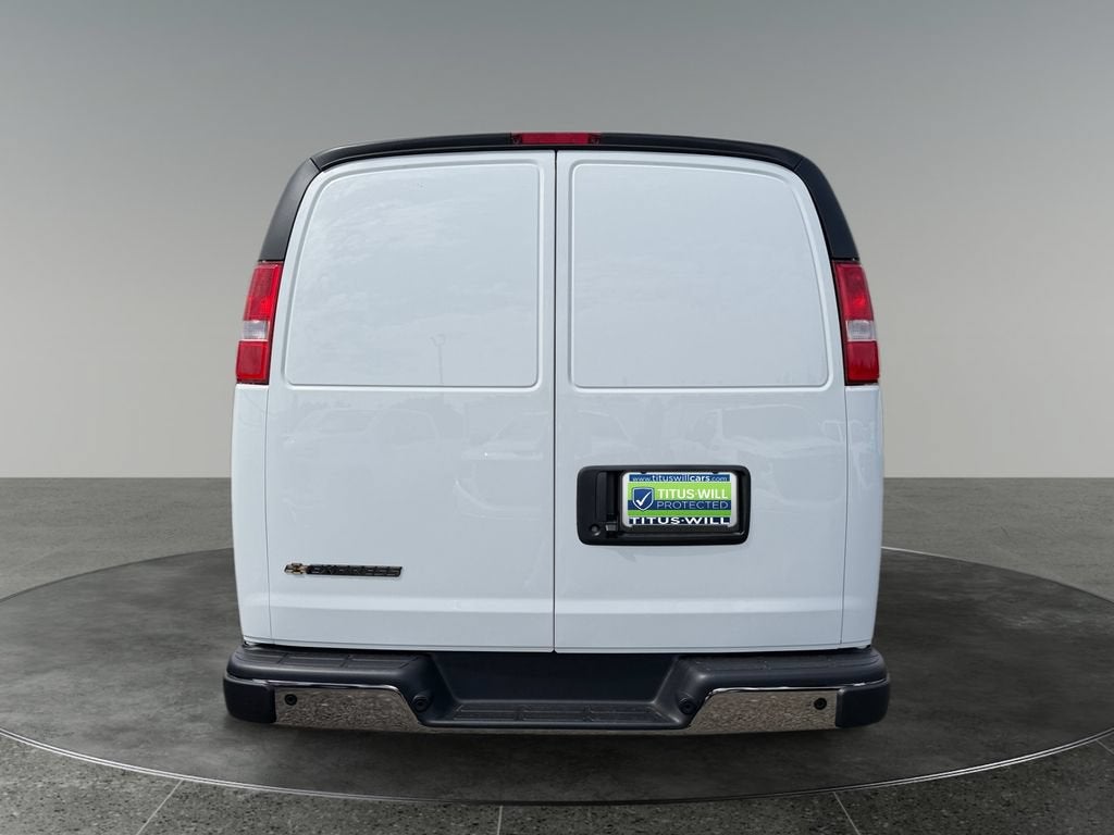 2026 Chevrolet Express Cargo 1WT