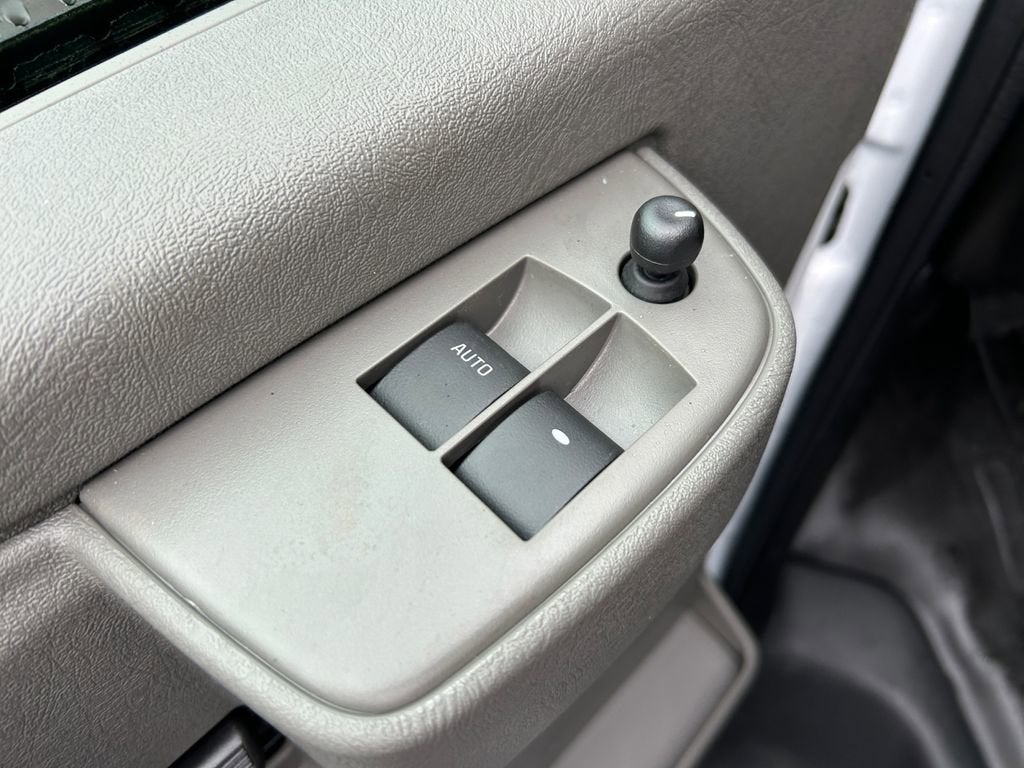 2026 Chevrolet Express Cargo 1WT