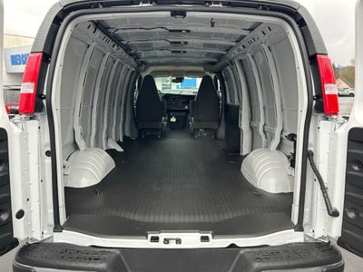 2026 Chevrolet Express Cargo 1WT