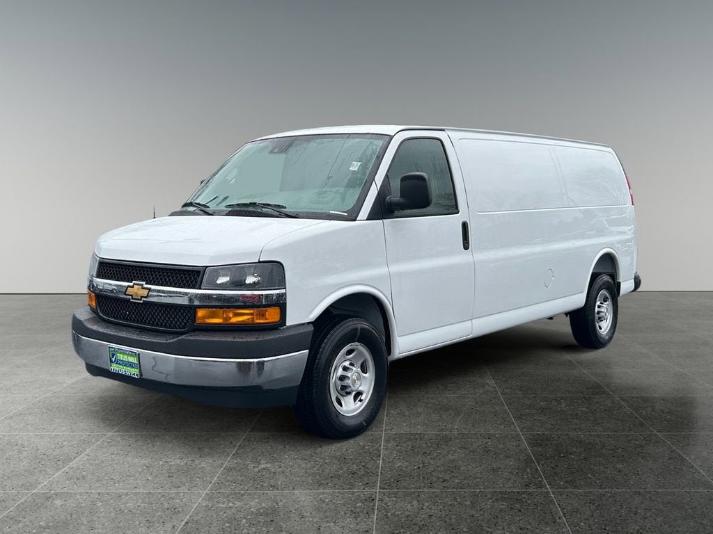 2026 Chevrolet Express Cargo 1WT
