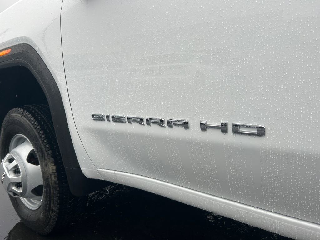 2026 GMC Sierra 3500 HD Chassis Cab Pro