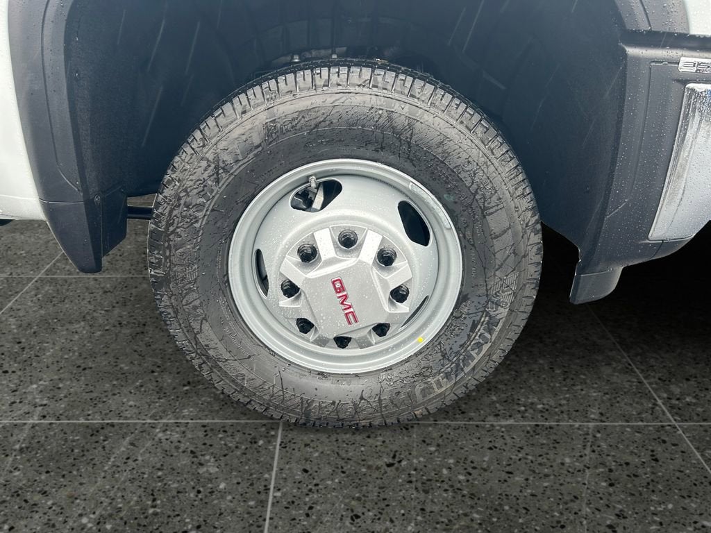 2026 GMC Sierra 3500 HD Chassis Cab Pro