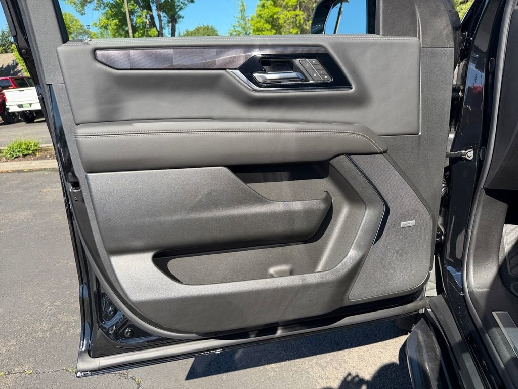 2026 GMC Yukon Elevation - Photo 21
