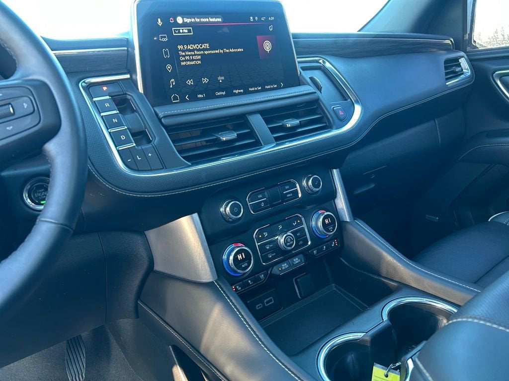 2023 GMC Yukon XL SLT