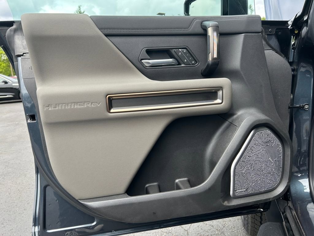 2025 GMC HUMMER EV SUV 2X