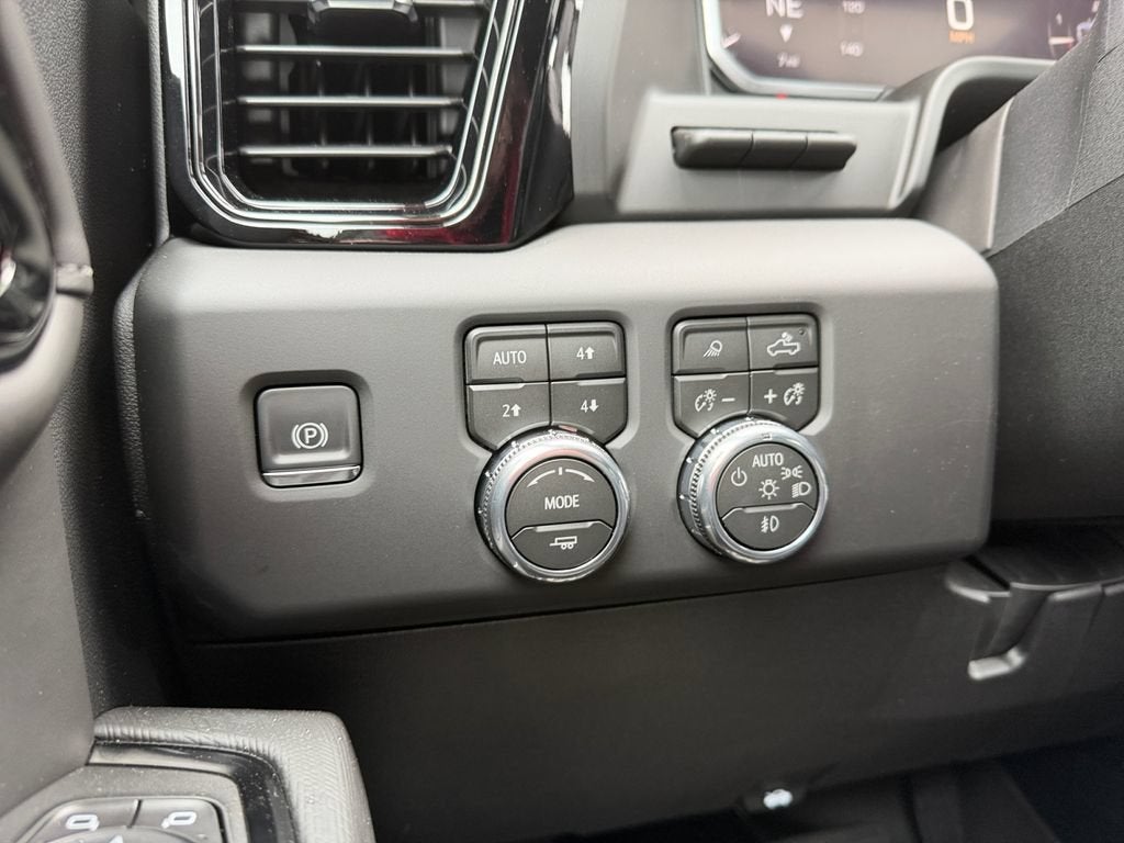 2026 GMC Sierra 2500HD AT4X - Photo 19