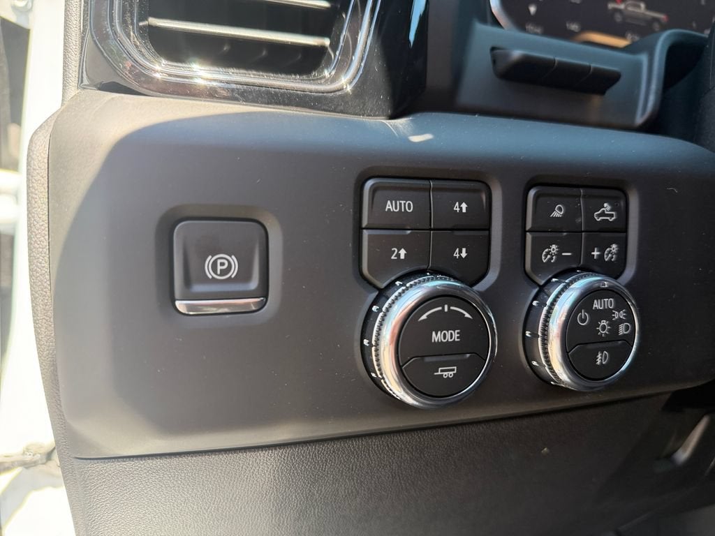2026 GMC Sierra 2500HD AT4X - Photo 19