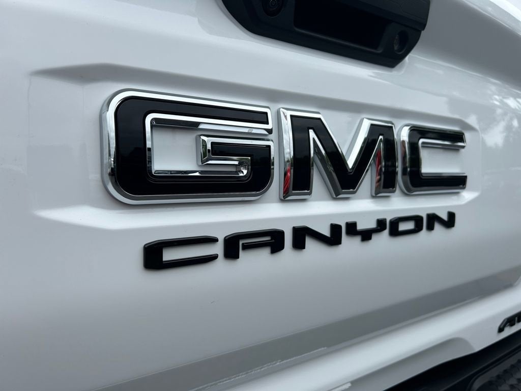 2025 GMC Canyon AT4