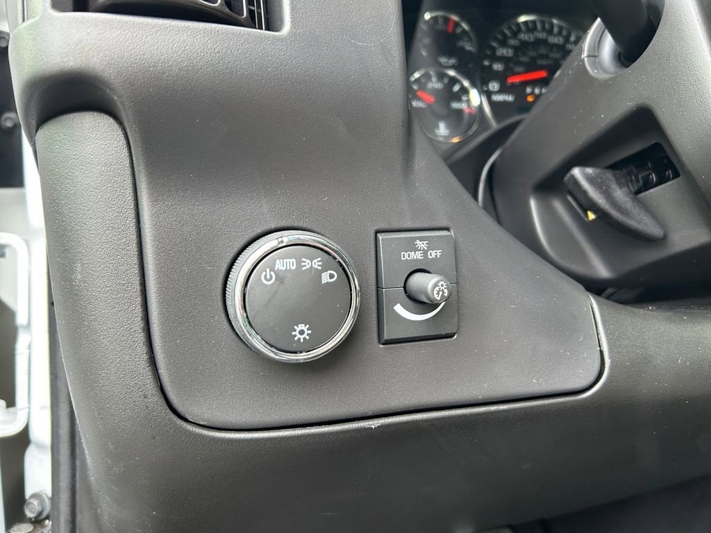 2025 GMC Savana Cargo 2500 Work Van