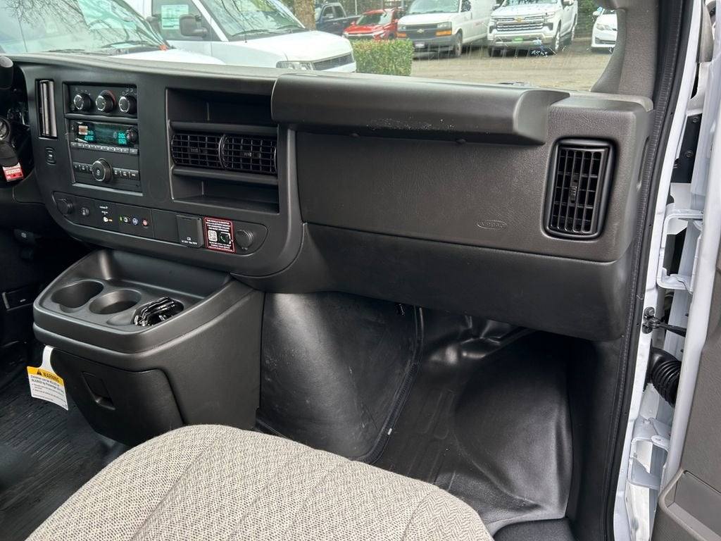 2025 GMC Savana Cargo 2500 Work Van