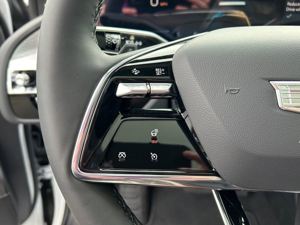 2025 Cadillac LYRIQ Sport 1