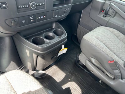 2025 Chevrolet Express Cutaway 3500 1WT