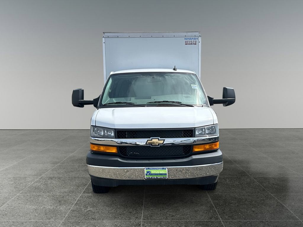 2025 Chevrolet Express Cutaway 3500 1WT