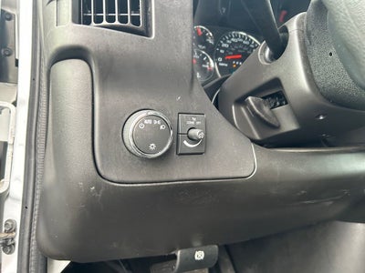 2025 Chevrolet Express Cutaway 3500 1WT