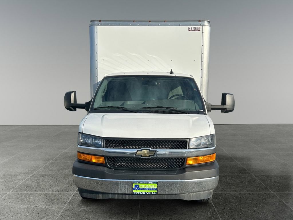 2025 Chevrolet Express Cutaway 3500 1WT