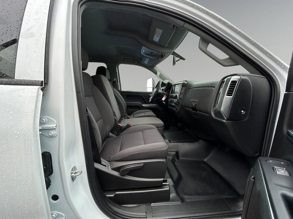 2024 Chevrolet Silverado 5500 HD LT