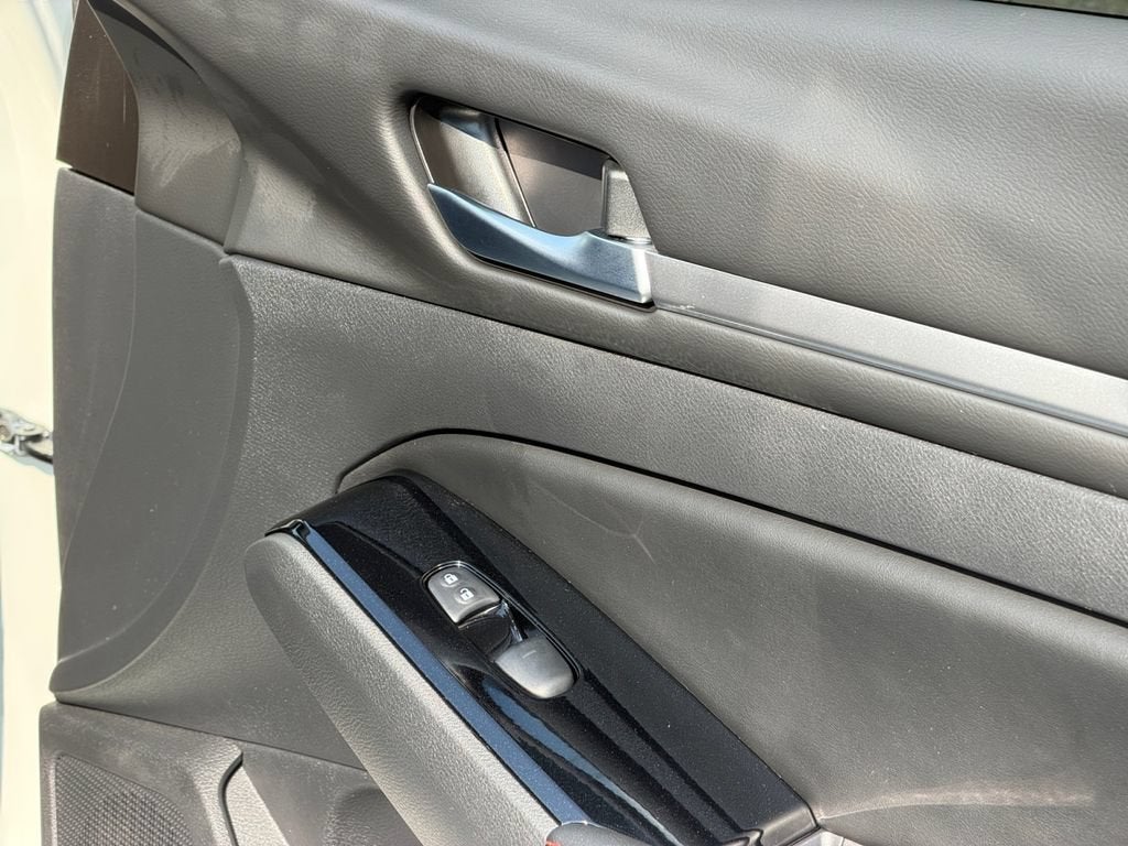 2025 Nissan Altima SR AWD