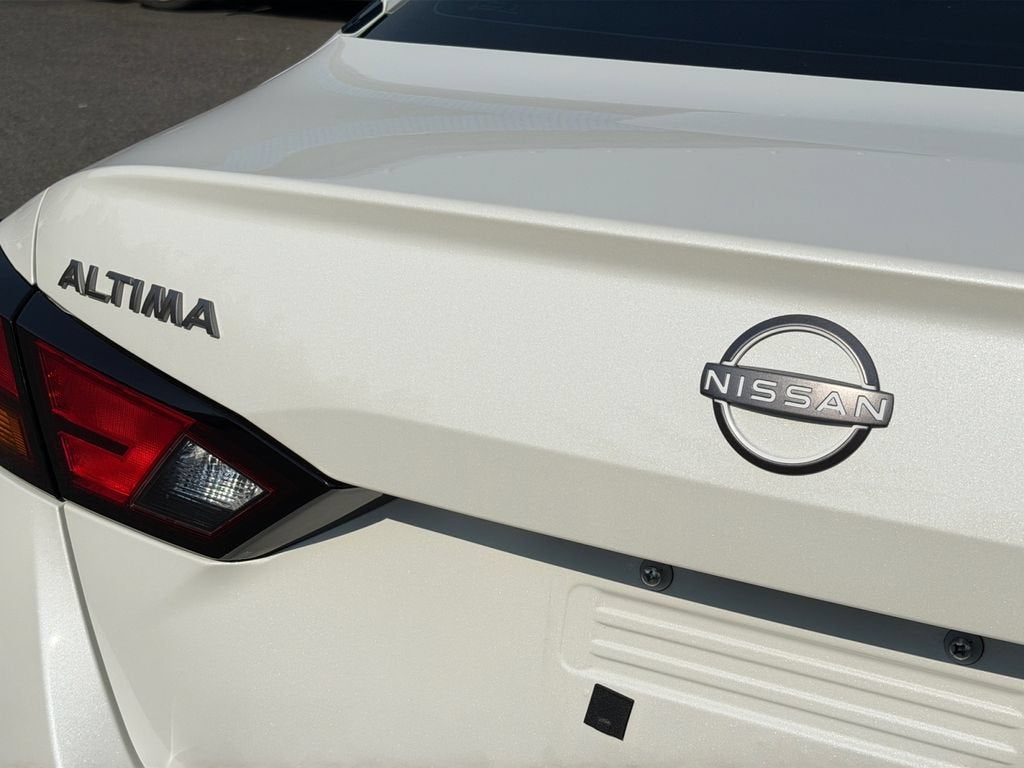 2025 Nissan Altima SR AWD